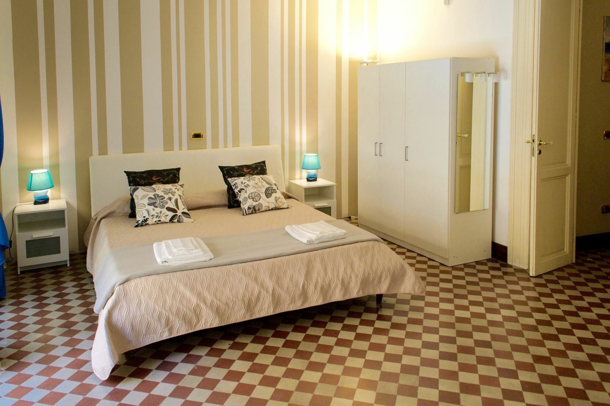 Galleria S.Domenico Home パレルモ エクステリア 写真